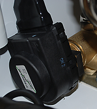 id code combi diverter head in situ 200.jpg